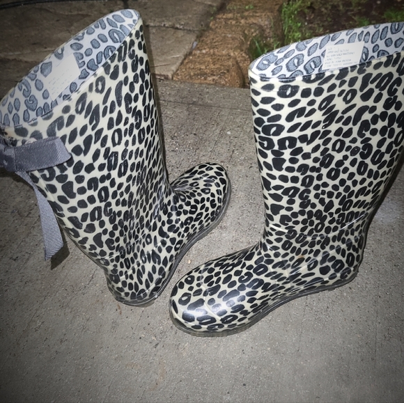 Girls Rainboots - Picture 4 of 4